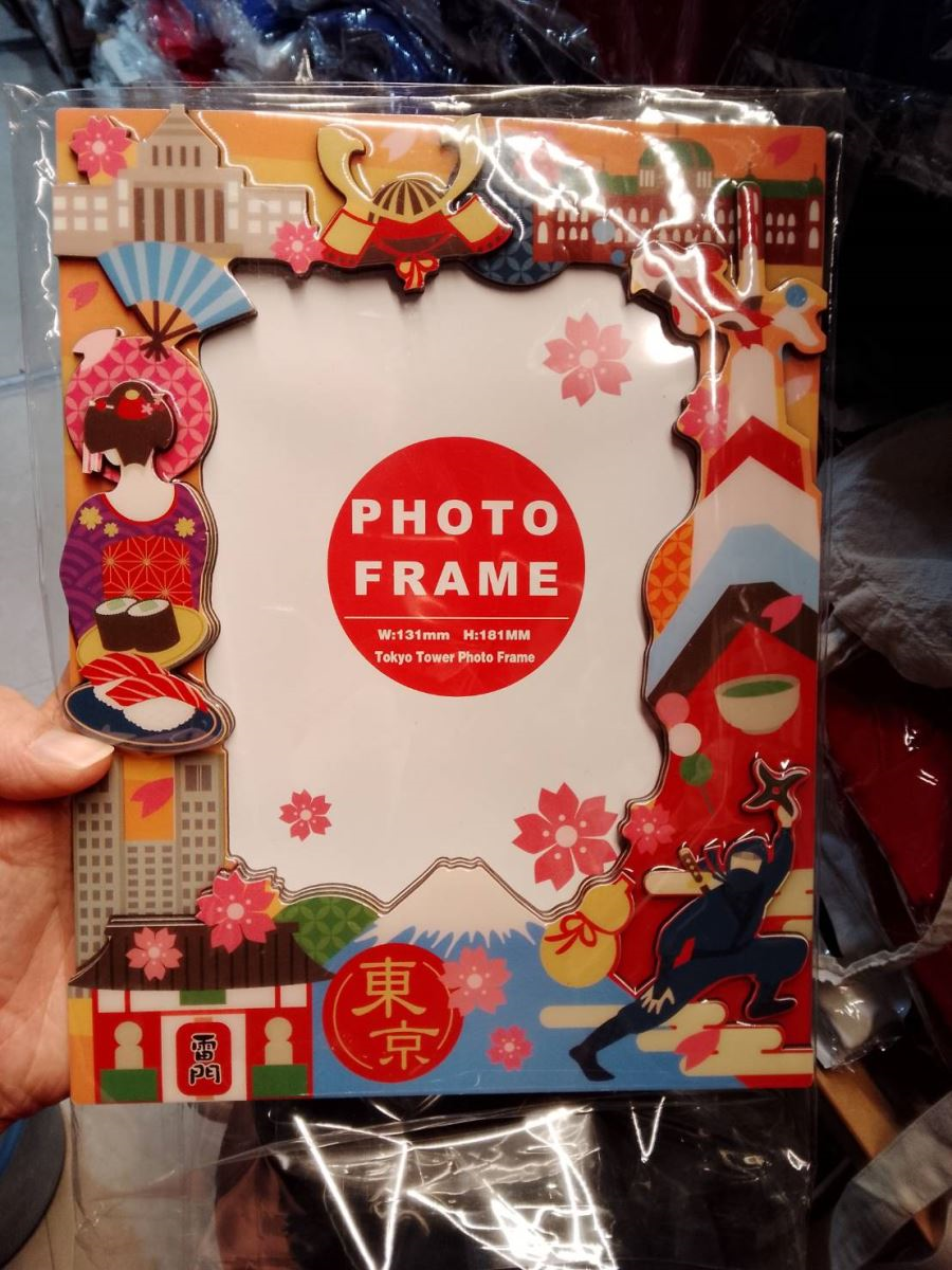 Japanese Company Seeking Wooden Photo Frame Manufacturing Factory